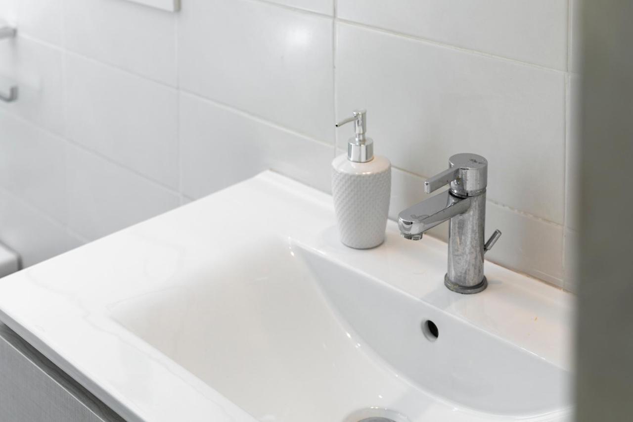 1 Bedroom Apartment With Cosy Backyard Close To Valletta Il-Furjana Ngoại thất bức ảnh